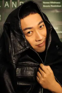 Фото  (Yu Zheng)