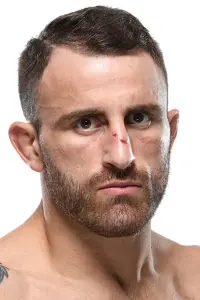 Фото  (Alexander Volkanovski)