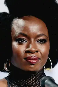 Фото Данай Гуріра (Danai Gurira)