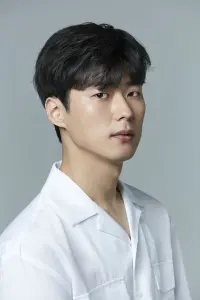 Фото  (Ahn Dong-gu)