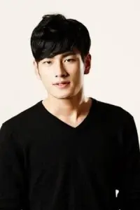 Фото  (Jin Woo-jin)