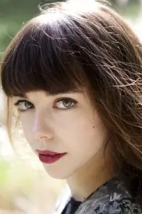 Фото  (Lisa Brand)