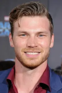 Фото Дерек Телер (Derek Theler)