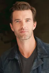 Фото Лукас Браянт (Lucas Bryant)