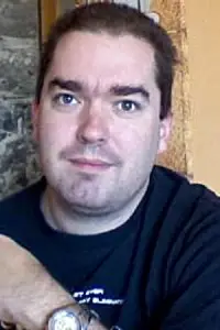 Фото  (Luke Y. Thompson)