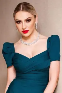 Фото  (Hadise)