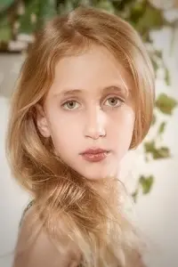 Фото Ава Колкер (Ava Kolker)