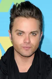Фото Томас Деккер (Thomas Dekker)