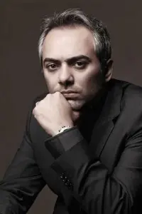 Фото  (Ali Ghorbanzadeh)