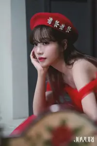 Фото  (Jo Yu-ri)