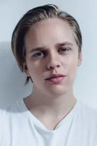 Фото Валтер Скарсгард (Valter Skarsgård)
