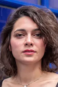 Фото Пега Ахангарані (Pegah Ahangarani)