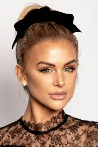 Фото Лала Кент (Lala Kent)