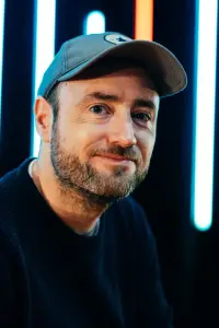 Фото  (Darren Thornton) #385396