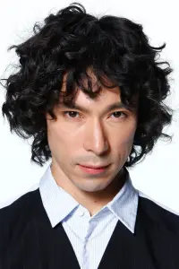 Фото  (Yasuyuki Shutō)