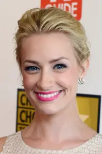 Фото  (Beth Behrs)