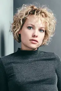 Фото Юлія Франц Ріхтер (Julia Franz Richter)