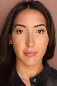 Фото  (Nicole Annunziata)