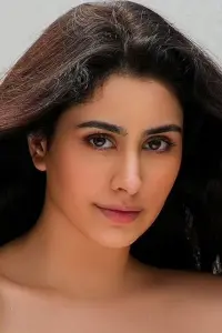 Фото  (Warina Hussain)