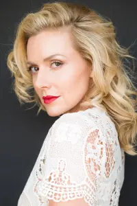 Фото Еллісон Макаті (Allison McAtee)