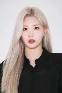 Фото  (Kim Lip)