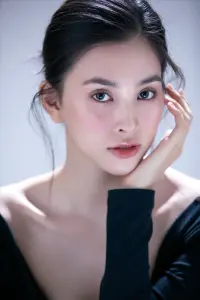 Фото  (Trần Tiểu Vy)