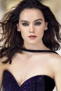 Фото Дейзі Рідлі (Daisy Ridley)