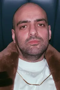 Фото  (Bartu Küçükçağlayan)