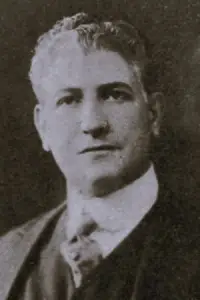 Фото  (Donald Hall)