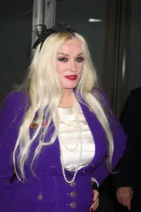 Фото Меймі Ван Дорен (Mamie Van Doren)