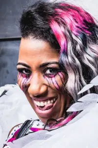 Фото Адрієнн Різ (Adrienne Reese) #485468