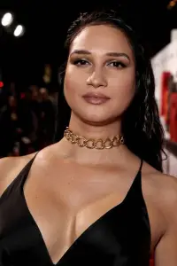 Фото  (Nomi Ruiz) #381599