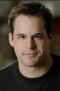 Фото Кайл Борнгаймер (Kyle Bornheimer)