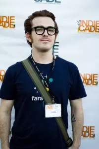 Фото  (Phil Fish)