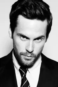 Фото Том Райлі (Tom Riley)