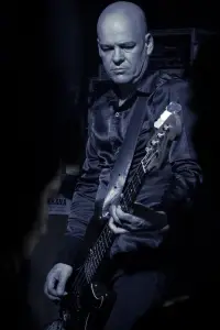 Фото  (Craig Adams)