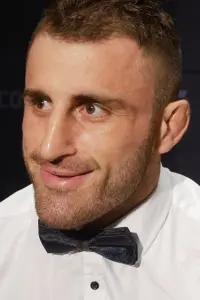 Фото  (Alexander Volkanovski)