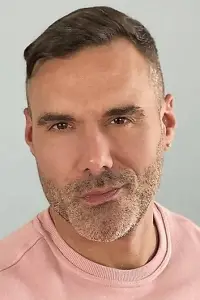 Фото  (Manuel Skye)