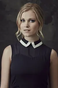 Фото Еліза Тейлор (Eliza Taylor)