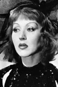 Фото  (Catherine Hessling)