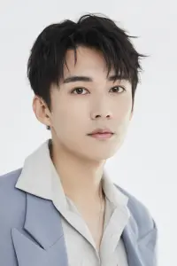 Фото  (Liu Xueyi)