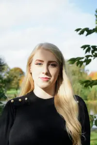 Фото Еллі Прайс (Ellie Price)