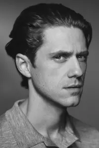 Фото Аарон Твейт (Aaron Tveit)