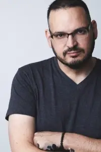 Фото  (Nathan Thomas Milliner)