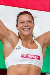 Фото  (Laura Horvath)