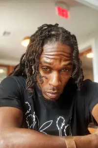 Фото  (Corey Bonton) #351576