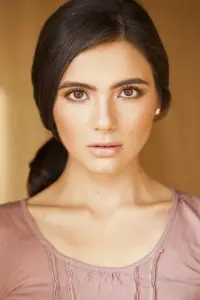 Фото  (Arienne Mandi)