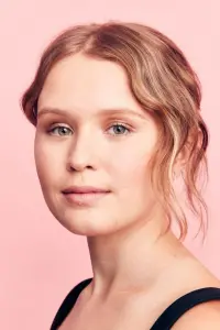 Фото Еліза Сканлен (Eliza Scanlen)