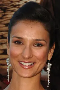 Фото Індіра Варма (Indira Varma)