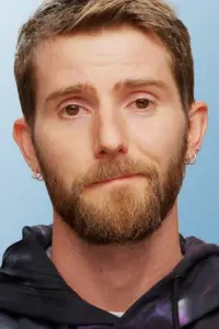 Фото  (Linus Sebastian)